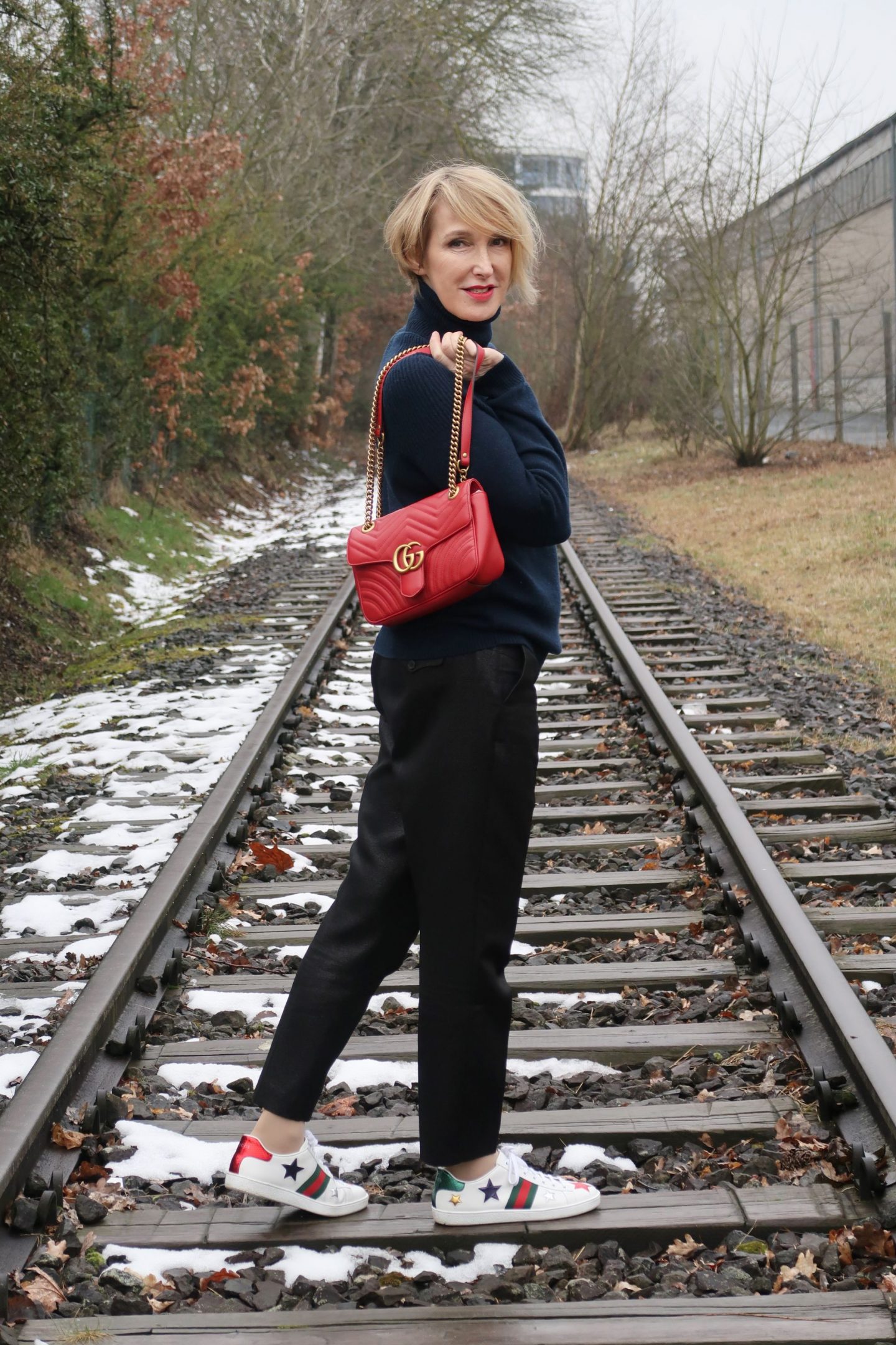 glamupyourlifestyle Gucci-Tasche designer-Taschen Gucci-Hype allude-cashmere rote-Tasche fashhion-blogger Ü40-Blog