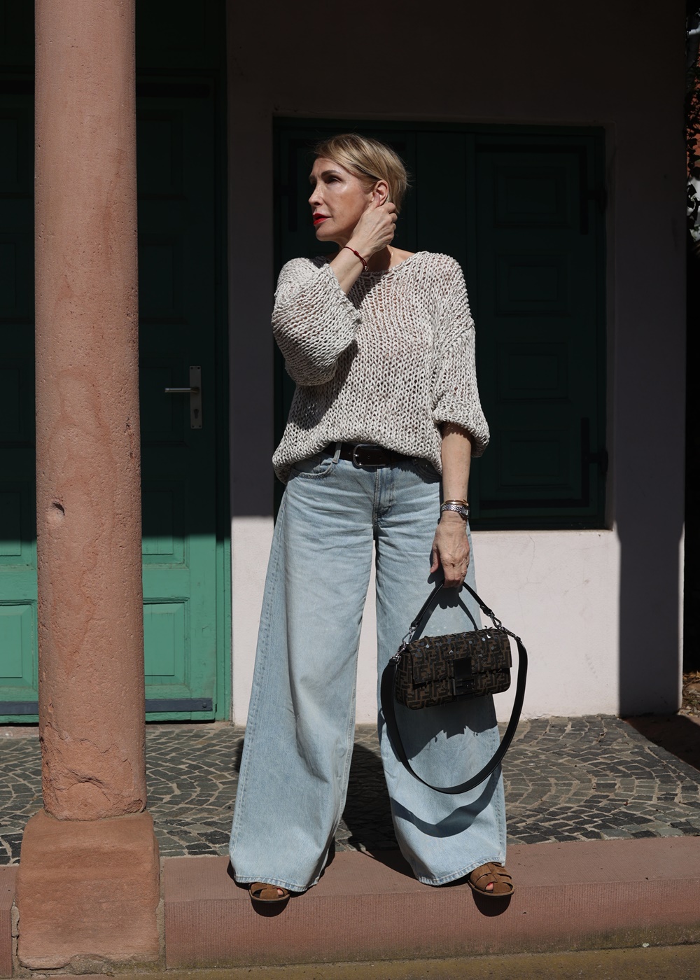 glamupyourlifestyle Fendi-Baguette ue-40-mode ue-50-blog weite-Jeans Massimo-Dutti-Pullover